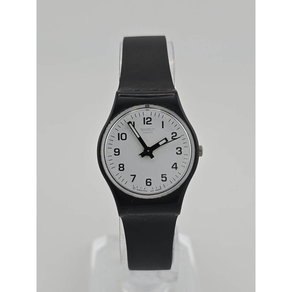 Vtg 90's Swatch Watch Women 25mm White Dial Black Tone Round - New Battery